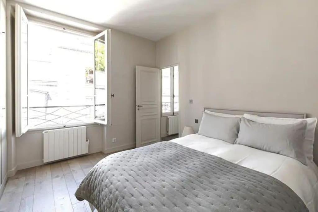 Appartement Elegant In The Heart Of The Marais 60m2 Parijs